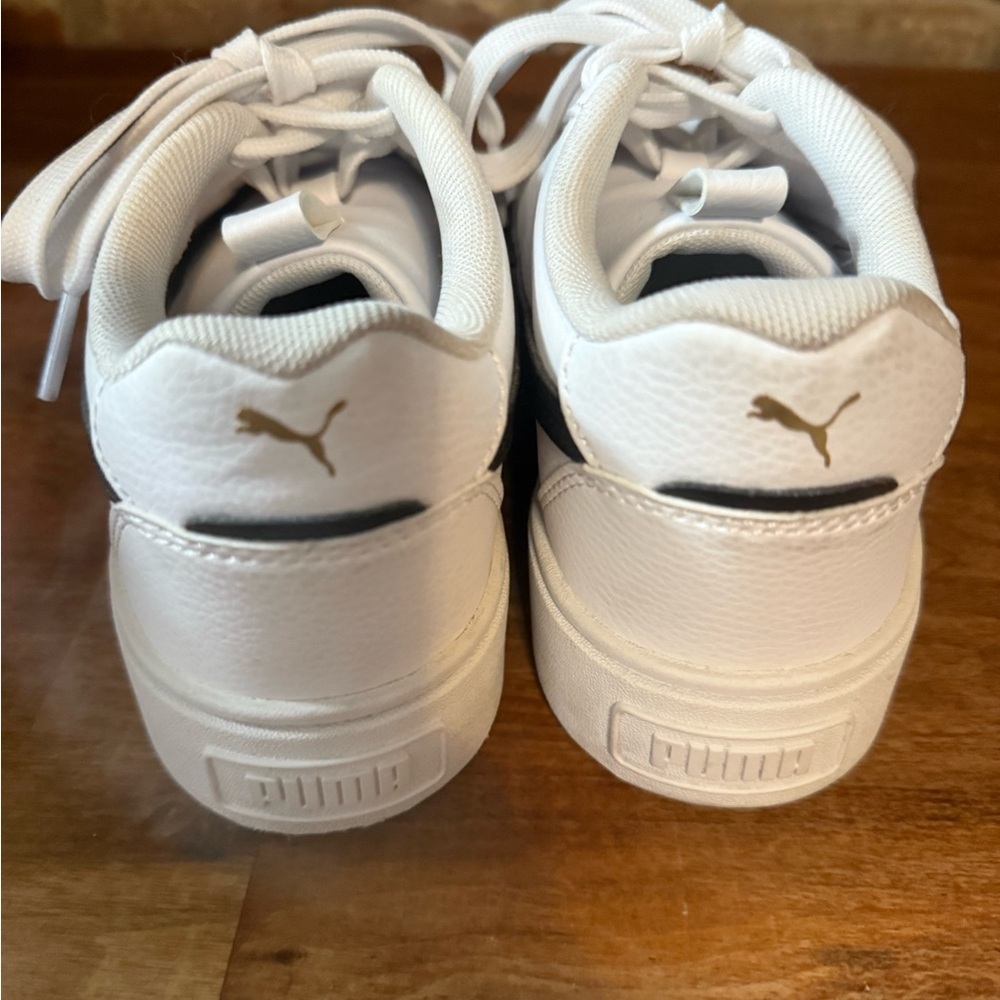 Puma Classic White Sneakers with Black Accent - Picture 3 of 6